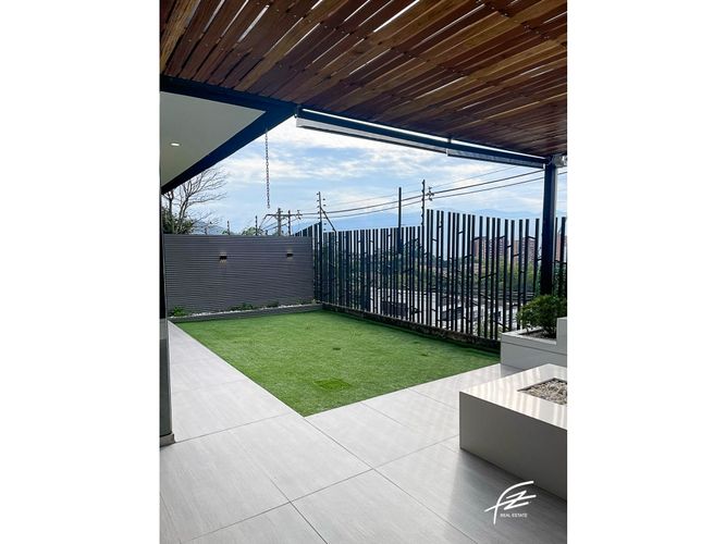 Casa de 4 alcobas en venta en San Marcos, Envigado, 331 m² · foto 15 de 22