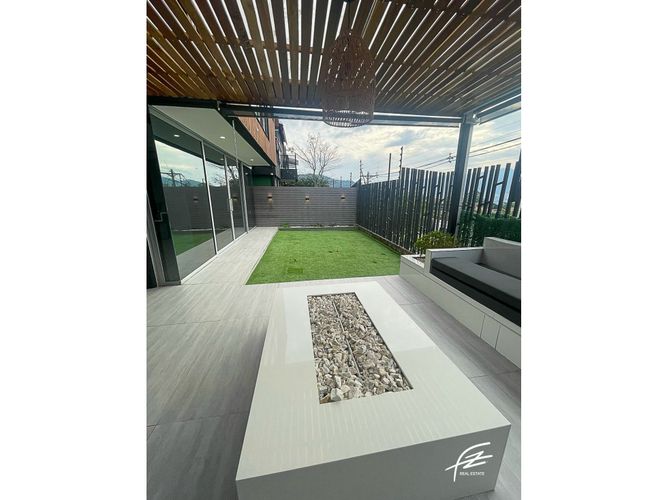 Casa de 4 alcobas en venta en San Marcos, Envigado, 331 m² · foto 18 de 22