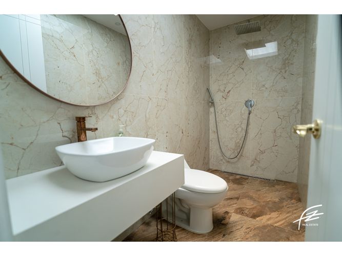 Casa de 3 alcobas en venta en Llano Grande, Rionegro, 320 m² · foto 17 de 24