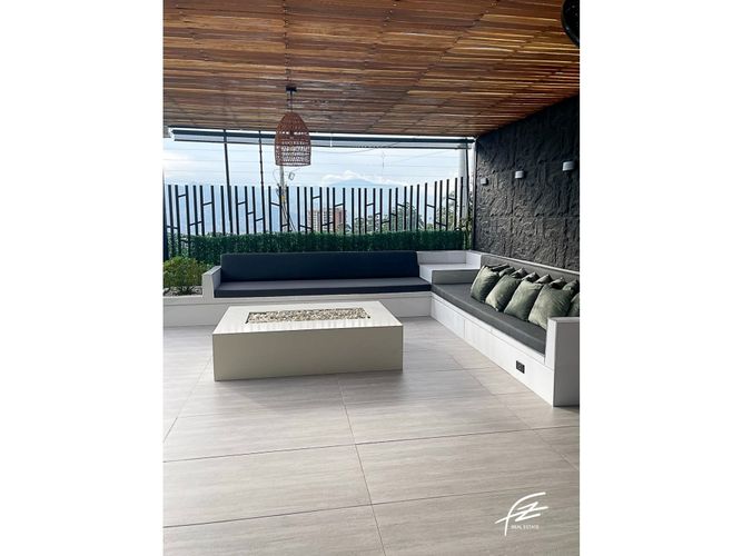 Casa de 4 alcobas en venta en San Marcos, Envigado, 331 m² · foto 22 de 22