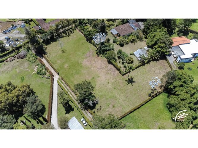 Lote en venta en El Porvenir, Rionegro, 3344 m² · foto 3 de 10
