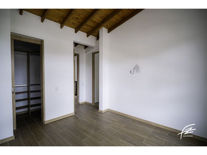 Casa de 3 alcobas en venta en La Ceja, 121 m² · foto 16 de 21