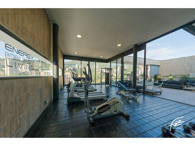 Apartamento de 2 alcobas en venta en El Poblado, Medellín, 149 m² · foto 6 de 22
