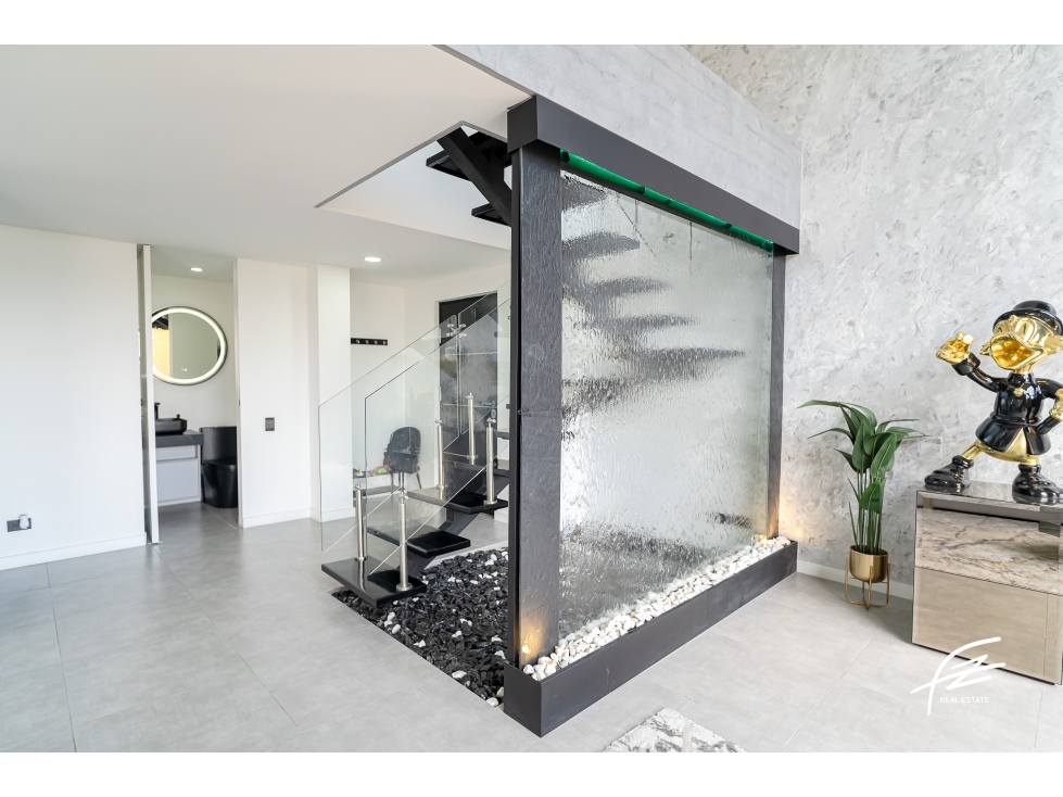 Apartamento en venta en El Poblado, Envigado · foto 5 de 24