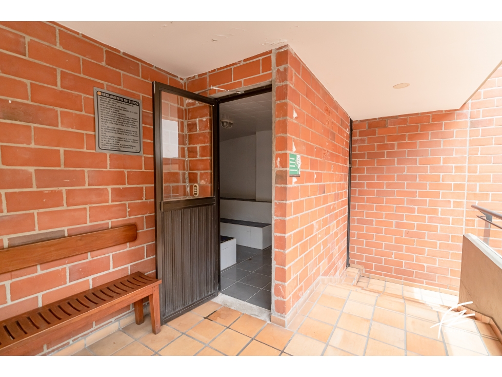 Apartamento en venta en El Poblado, Envigado · foto 15 de 24