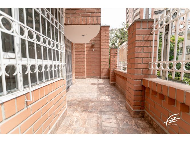 Apartamento de 3 alcobas en venta en Laureles, Medellín, 140 m² · foto 17 de 24
