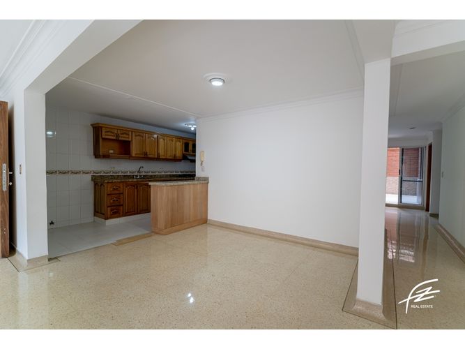 Apartamento de 3 alcobas en venta en Laureles, Medellín, 140 m² · foto 23 de 24