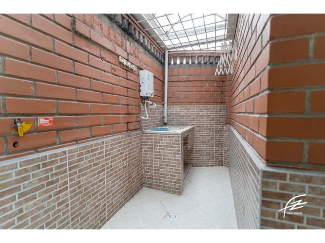Apartamento de 3 alcobas en venta en Laureles, Medellín, 140 m² · foto 24 de 24