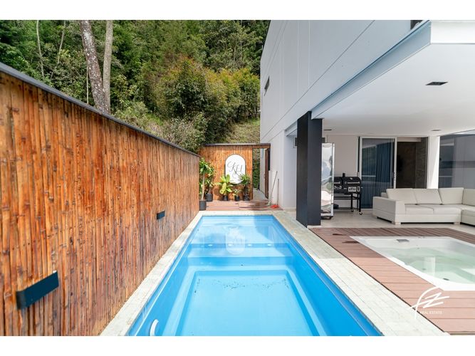 Casa de 5 alcobas en venta en Las Palmas, Envigado, 600 m² · foto 19 de 24