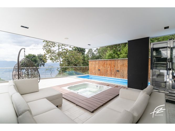 Casa de 5 alcobas en venta en Las Palmas, Envigado, 600 m² · foto 20 de 24