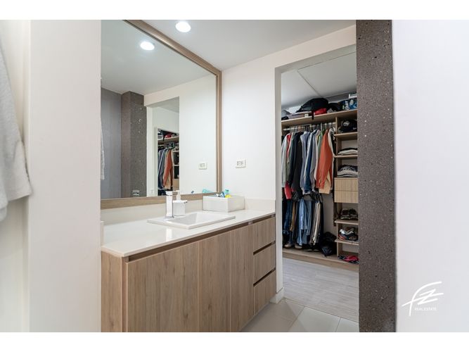 Casa de 4 alcobas en venta en Astorga, Medellín, 337 m² · foto 10 de 24