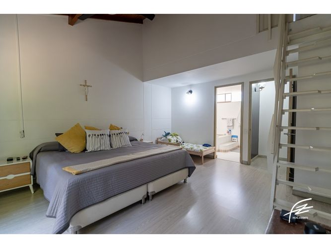 Casa de 4 alcobas en venta en Astorga, Medellín, 337 m² · foto 11 de 24
