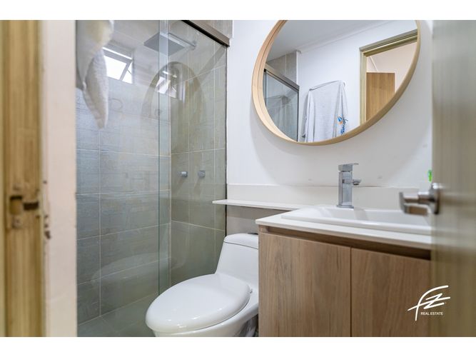 Casa de 4 alcobas en venta en Astorga, Medellín, 337 m² · foto 12 de 24