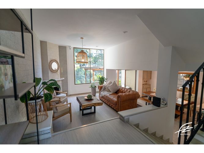 Casa de 4 alcobas en venta en Astorga, Medellín, 337 m² · foto 24 de 24