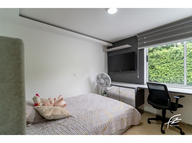 Apartamento de 3 alcobas en venta en Astorga, Medellín, 136 m² · foto 13 de 17