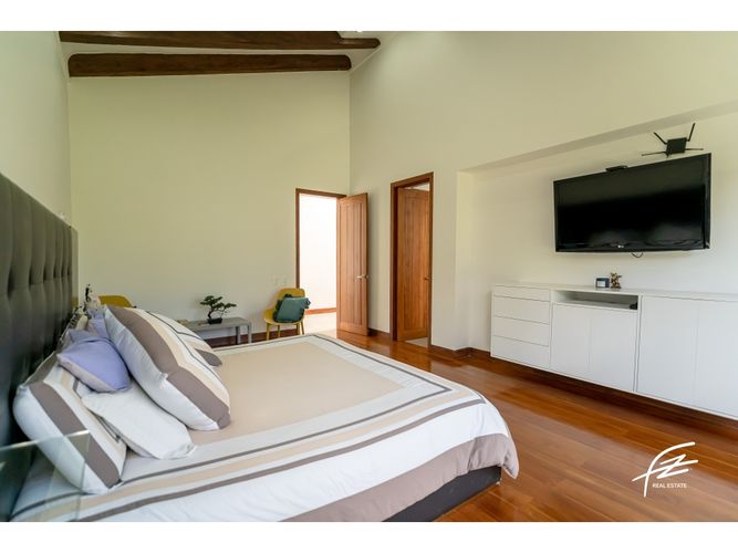 Casa de 5 alcobas en venta en Llano Grande, Rionegro, 600 m² · foto 6 de 24