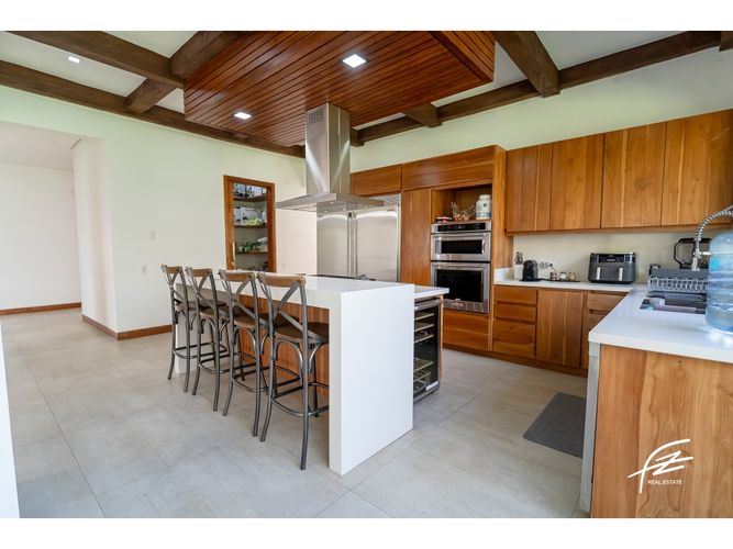 Casa de 5 alcobas en venta en Llano Grande, Rionegro, 600 m² · foto 16 de 24