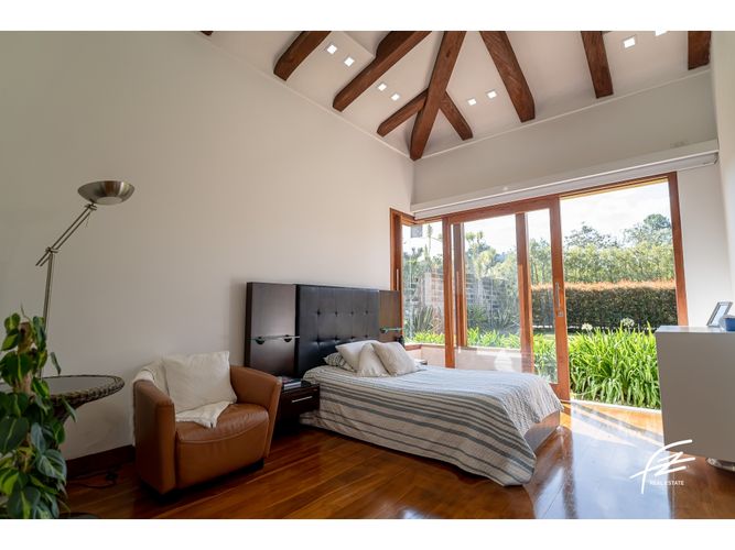 Casa de 5 alcobas en venta en Llano Grande, Rionegro, 600 m² · foto 21 de 24