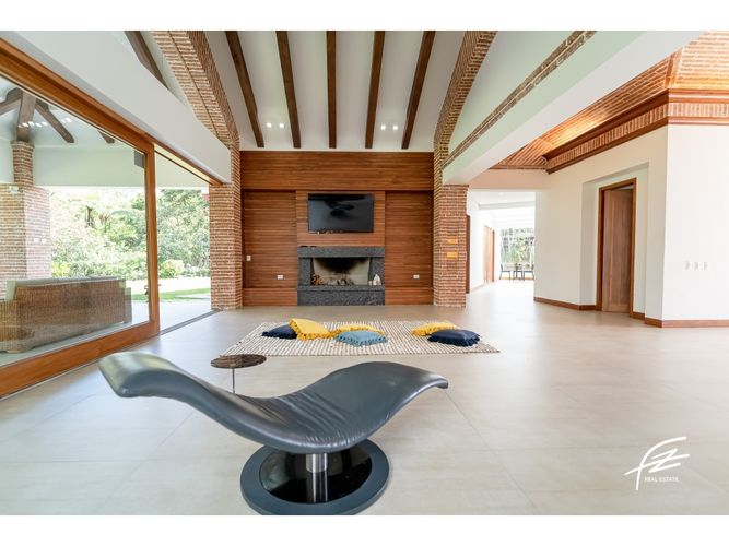Casa de 5 alcobas en venta en Llano Grande, Rionegro, 600 m² · foto 22 de 24
