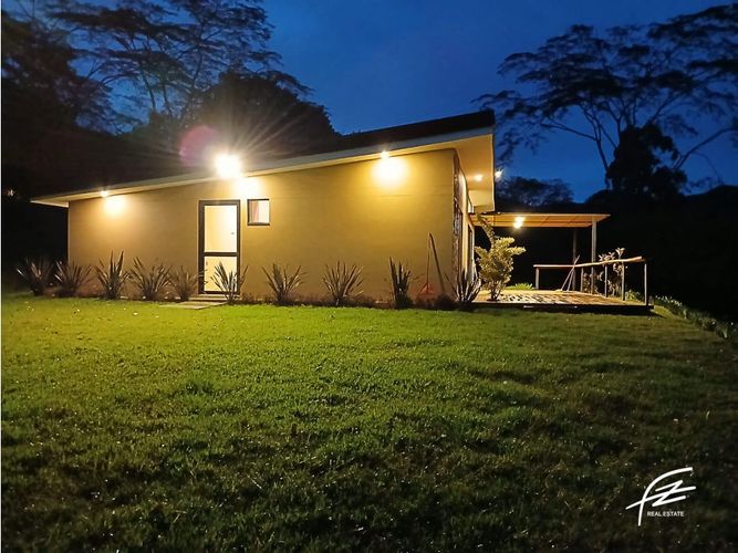 Finca en venta en El Carmen De Viboral, El Carmen de Viboral, 163 m² · foto 2 de 22