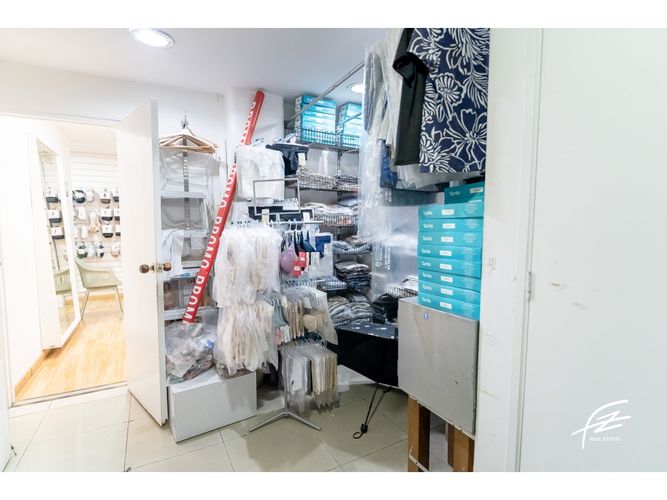 Local en venta en La Candelaria, Medellín, 54 m² · foto 12 de 13