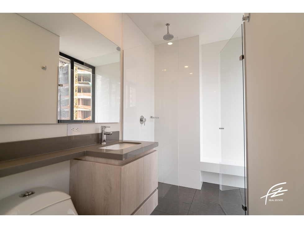 Apartamento en venta en El Poblado, Medellín 2