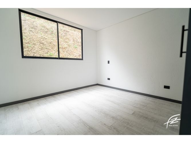 Casa de 3 alcobas en venta en El Porvenir, Rionegro, 150 m² · foto 10 de 20