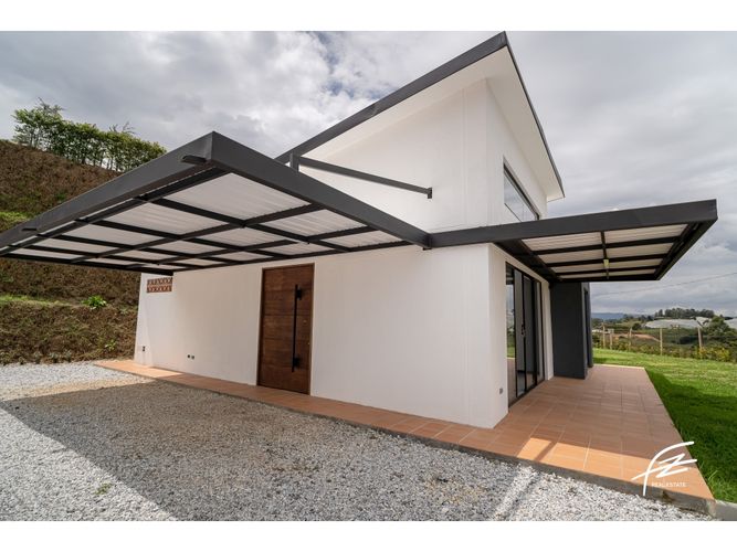 Casa de 3 alcobas en venta en El Porvenir, Rionegro, 150 m² · foto 12 de 20