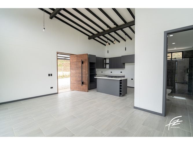 Casa de 3 alcobas en venta en El Porvenir, Rionegro, 150 m² · foto 20 de 20