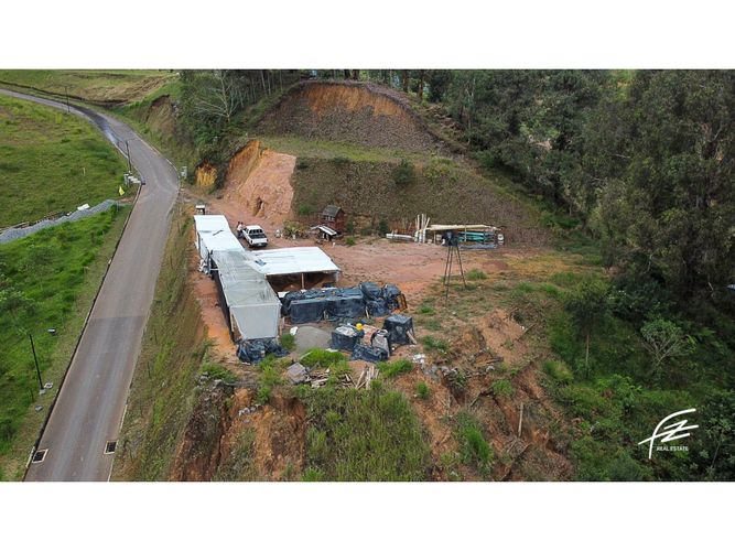 Casa de 3 alcobas en venta en Guarne, 390 m² · foto 13 de 24