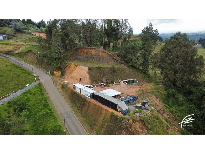 Casa de 3 alcobas en venta en Guarne, 390 m² · foto 21 de 24