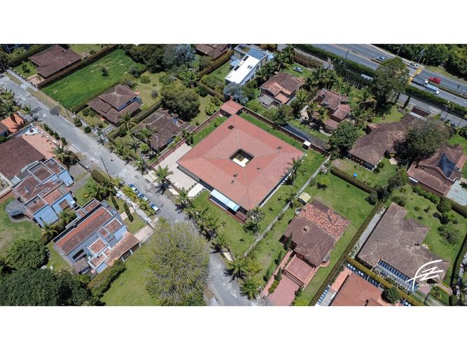 Casa de 6 alcobas en venta en El Porvenir, Rionegro, 800 m² · foto 4 de 24