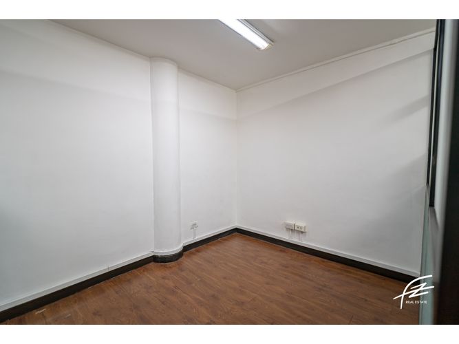 Local en venta en La Candelaria, Medellín, 25 m² · foto 4 de 7