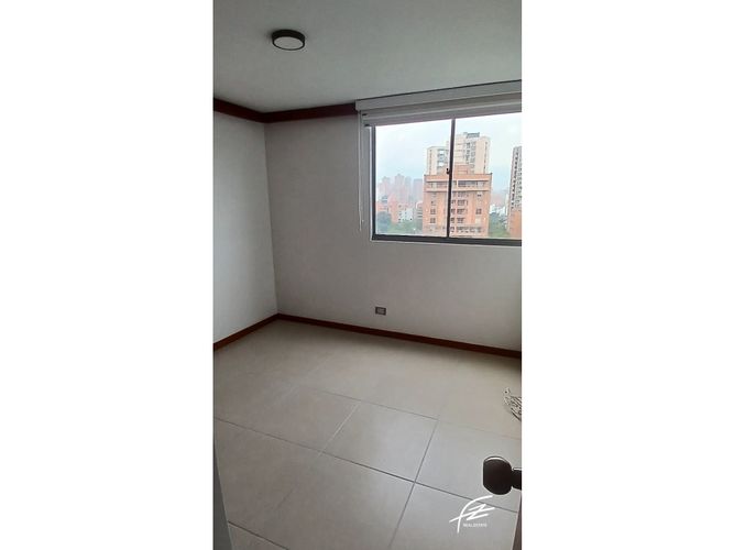 Apartamento de 3 alcobas en venta en El Poblado, Medellín, 95 m² · foto 15 de 18