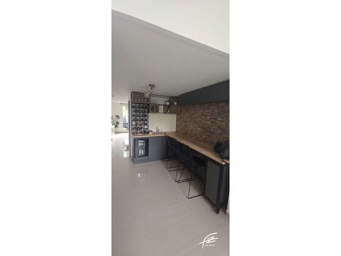 Casa de 4 alcobas en venta en Mesa, Envigado, 220 m² · foto 3 de 15