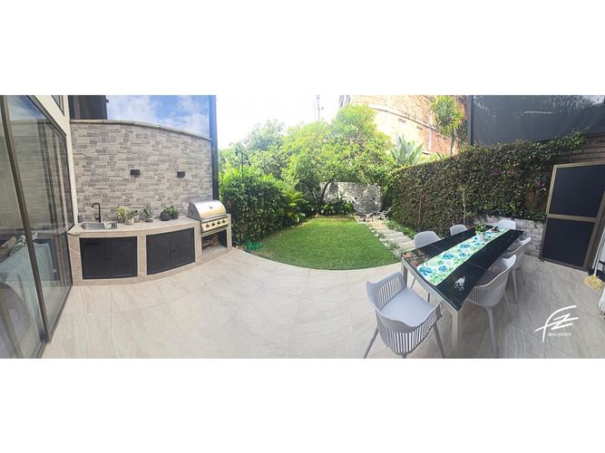 Casa de 4 alcobas en venta en Mesa, Envigado, 220 m² · foto 4 de 15