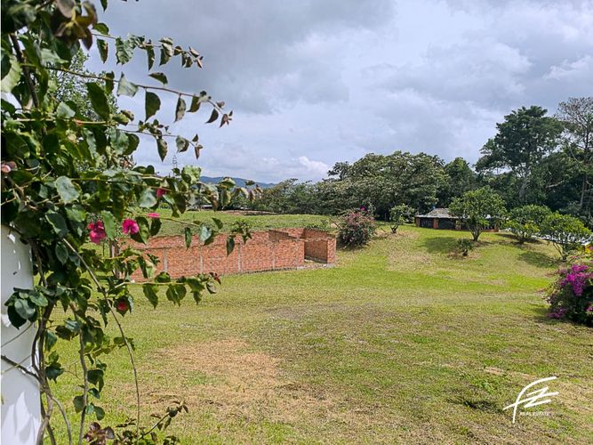 Finca en venta en La Ceja, 280 m² · foto 12 de 24