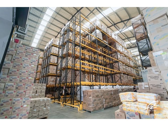Bodega en venta en Monta�Ita, Copacabana, 1300 m² · foto 17 de 21