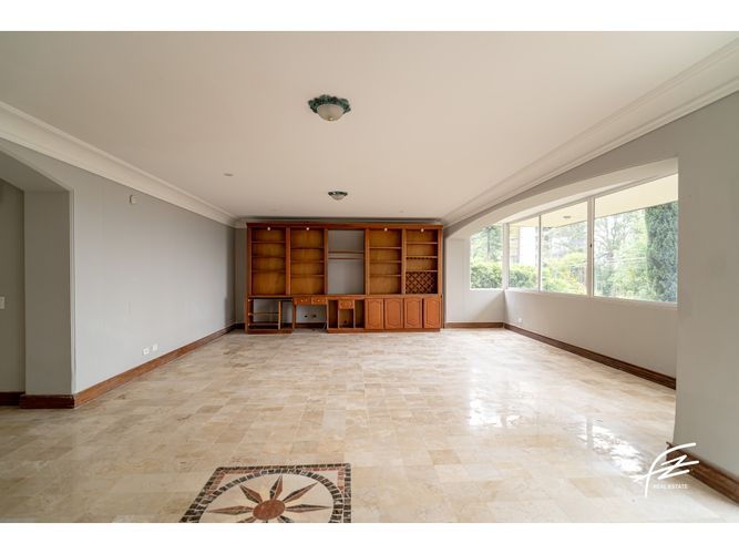 Casa de 5 alcobas en venta en San Lucas, Medellín, 504 m² · foto 7 de 24
