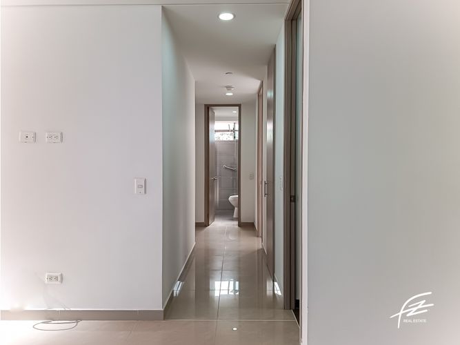 Apartamento en venta en El Poblado, Medellín · foto 3 de 24