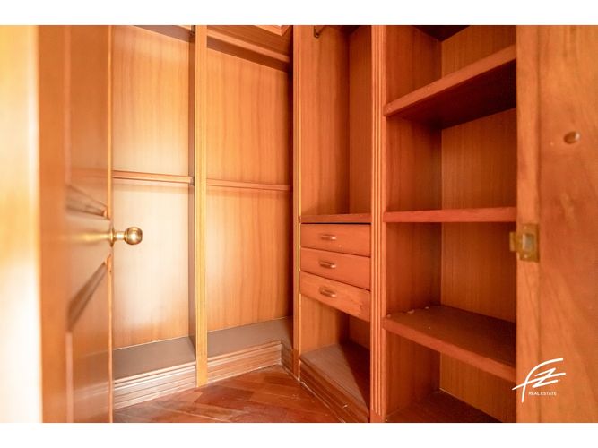 Casa de 5 alcobas en venta en San Lucas, Medellín, 504 m² · foto 13 de 24