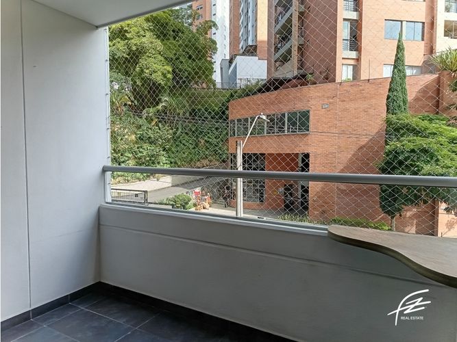 Apartamento en venta en El Poblado, Medellín · foto 11 de 24