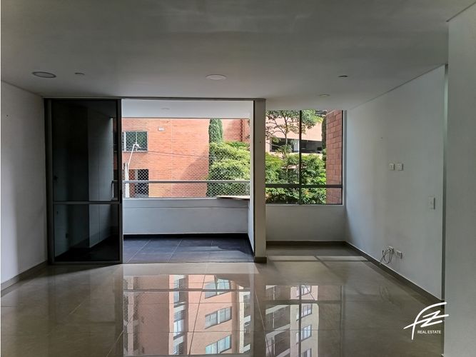 Apartamento en venta en El Poblado, Medellín · foto 23 de 24