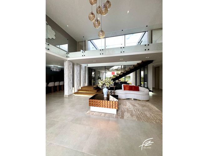 Casa de 6 alcobas en venta en Llano Grande, Rionegro, 1100 m² · foto 17 de 24