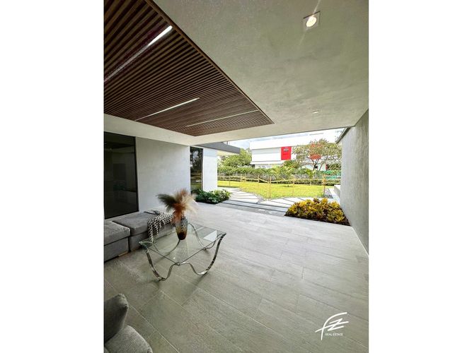 Casa de 6 alcobas en venta en Llano Grande, Rionegro, 1100 m² · foto 20 de 24