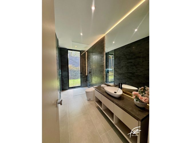 Casa de 6 alcobas en venta en Llano Grande, Rionegro, 1100 m² · foto 21 de 24