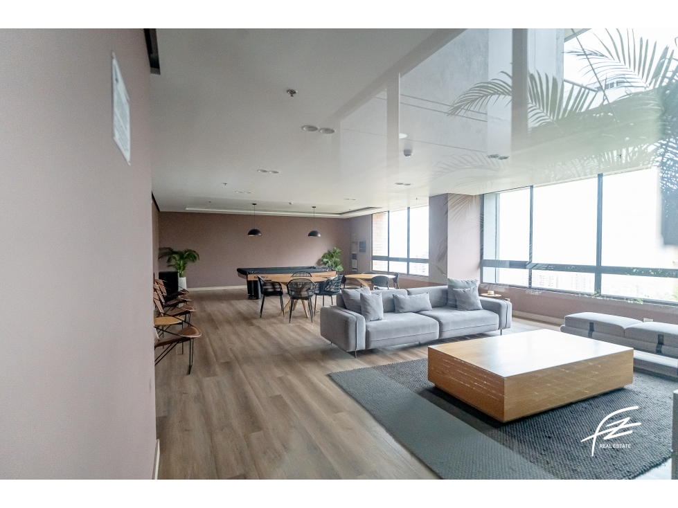 Apartamento en venta en El Poblado, Medellín 2