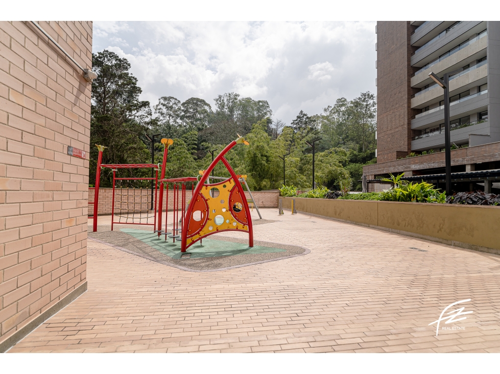 Apartamento en venta en El Poblado, Medellín 4