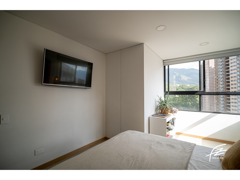 Apartaestudio for sale in El Poblado, Medellín 4