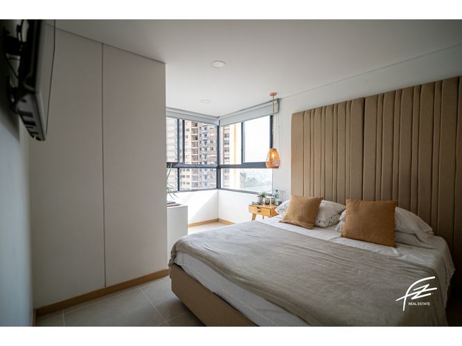 Apartaestudio en venta en El Poblado, Medellín, 64 m² · foto 6 de 18